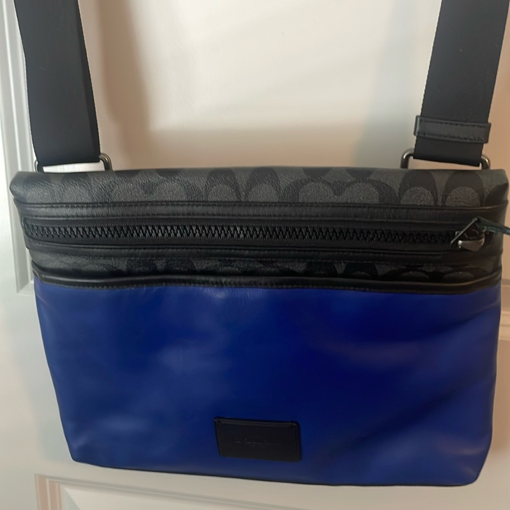 NWOT Coach Crossbody